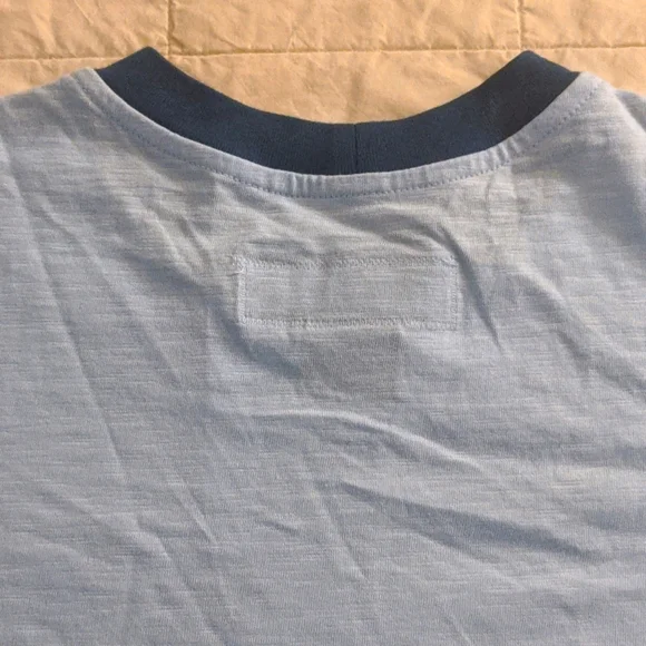 Nike Women's Tee with graphic - Picture 3 of 6